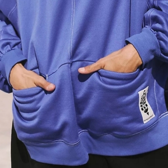 NWT FP Movement Switch Up Pullover Sweatshirt ~ Twilight Sky ~ Large ~ 27" P2P - Picture 3 of 5